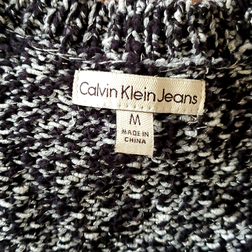 Calvin Klein sweater - Picture 2 of 7